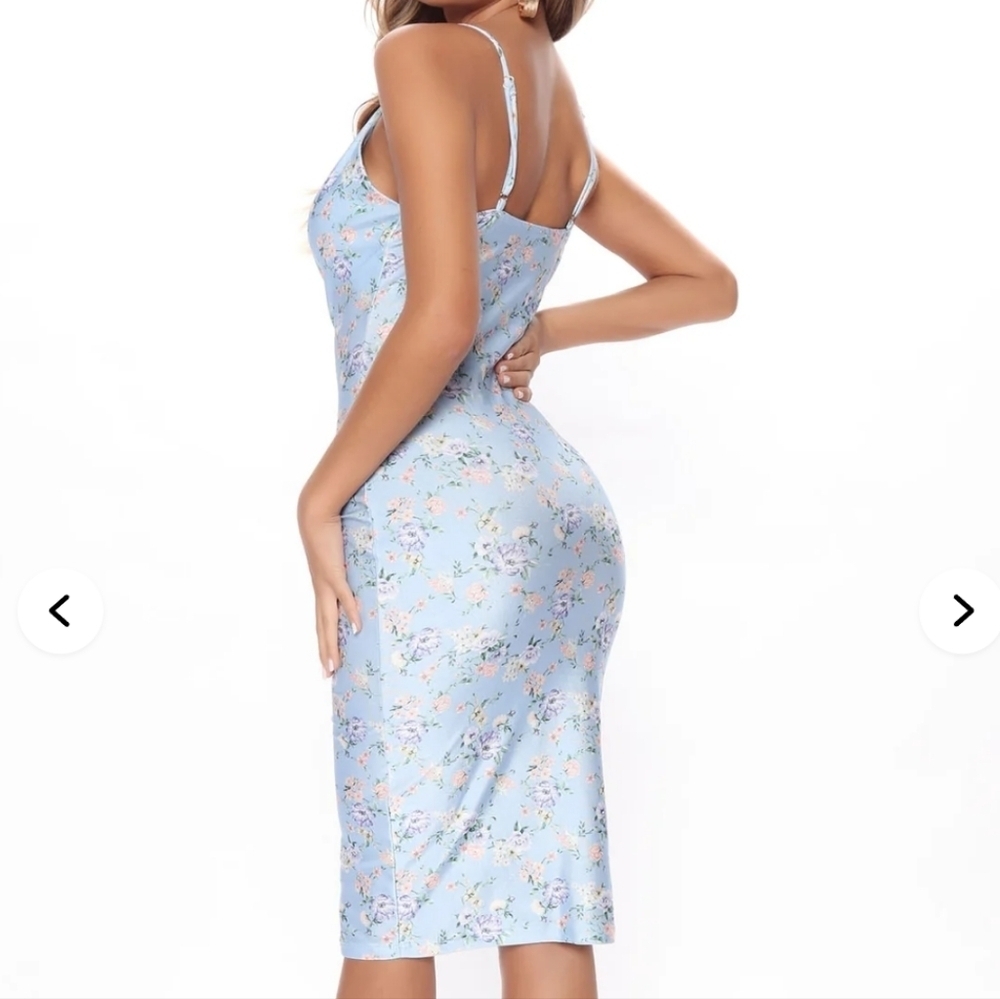 Iris light blue floral sleeveless cowl neck fitted midi dress - Picture 2 of 13